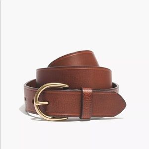 Madewell medium perfect leather belt, six L